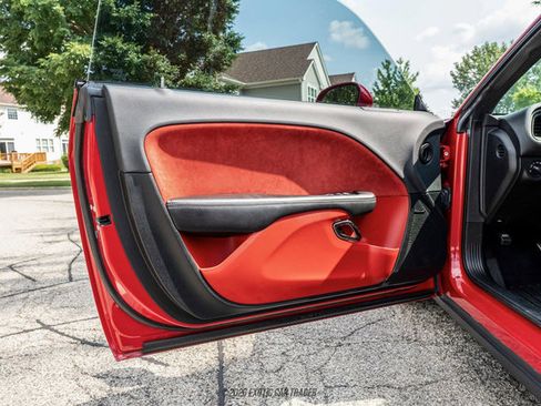 Used 2016 Dodge Challenger SRT Hellcat RWD image 68