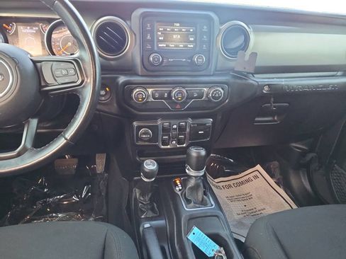 Used 2019 Jeep Wrangler Unlimited Sport S AWD/4WD image 14