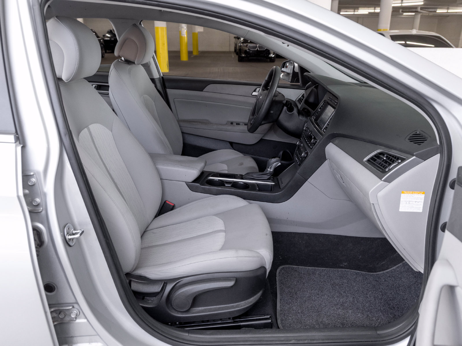 Used 2017 Hyundai Sonata SE FWD image 28
