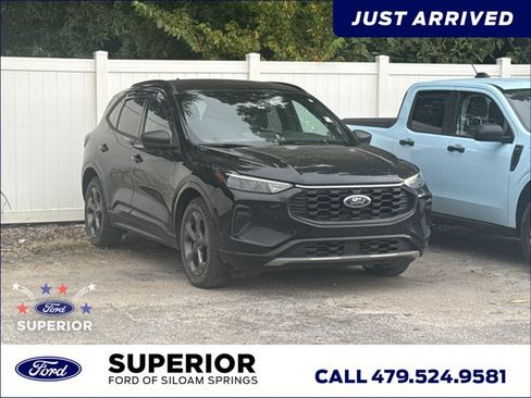 Used 2024 Ford Escape ST-Line w/ Tech Pack #1 FWD image 1