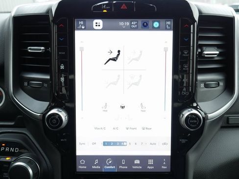 Used 2025 RAM 1500 Big Horn image 23