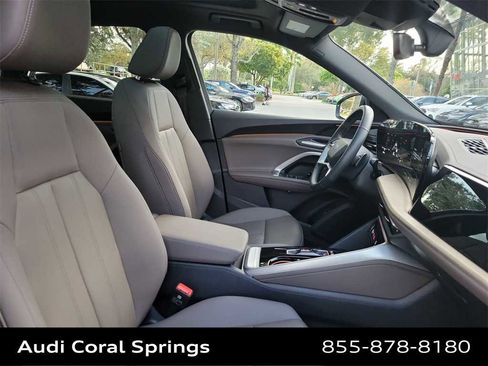 Certified 2025 Audi Q5 Premium w/ Convenience Package image 22