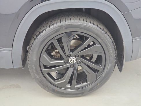 Used 2022 Volkswagen Atlas SE w/ Panoramic Sunroof Package AWD/4WD image 35