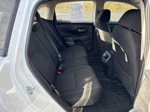 Used 2024 Honda HR-V LX image 13