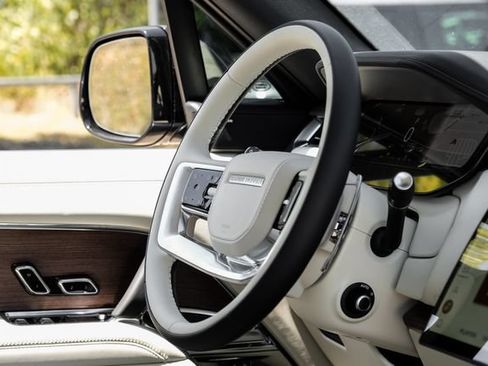 New 2026 Land Rover Range Rover SE AWD/4WD image 17