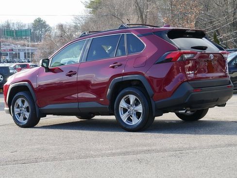 Used 2024 Toyota RAV4 LE image 4