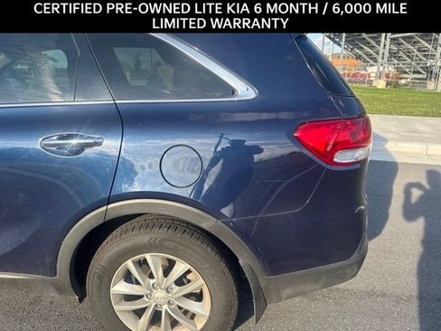 Used 2018 Kia Sorento AWD image 4