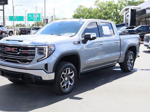 Certified 2023 GMC Sierra 1500 SLT w/ SLT Premium Package AWD/4WD image 5