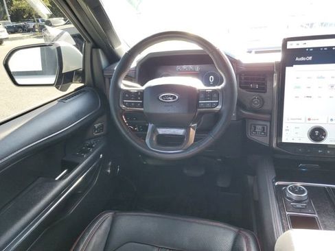 Used 2024 Ford Expedition Max Limited image 12