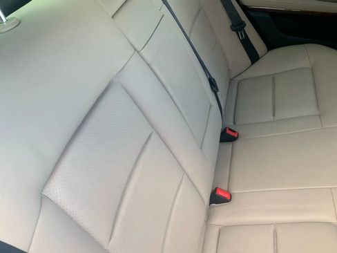 Used 2013 Mercedes-Benz E 350 Sedan image 16