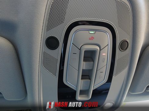 Used 2021 Audi e-tron Premium w/ Convenience Plus Package AWD/4WD image 59