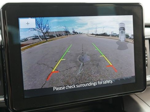 Used 2023 Ford Explorer XLT w/ Equipment Group 202A image 39