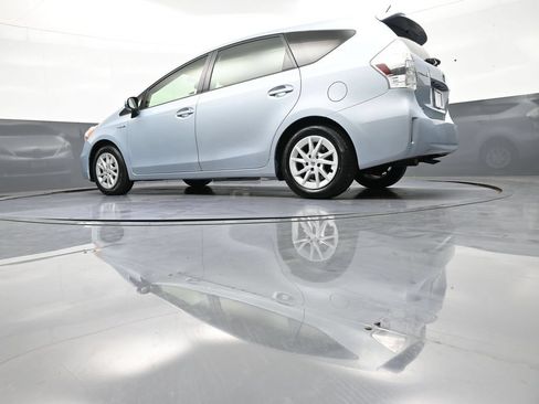 Used 2012 Toyota Prius V Three FWD image 31