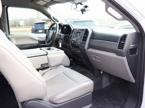 Used 2019 Ford F450 XL w/ XL Value Package image 24