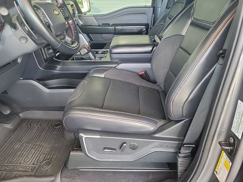Used 2025 Ford F150 Raptor AWD/4WD image 12