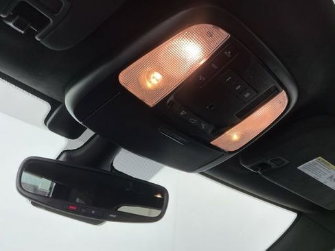 Used 2022 Dodge Durango R/T AWD/4WD image 18