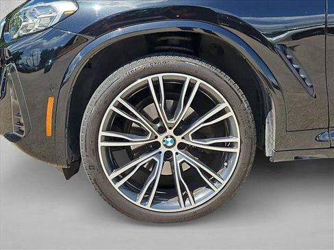Used 2022 BMW X4 xDrive30i w/ M Sport Package 2 AWD/4WD image 19