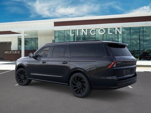 New 2025 Lincoln Navigator L Reserve w/ Jet Appearance Package image 4