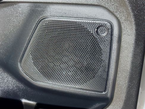 Used 2025 Ford Escape ST-Line FWD image 16