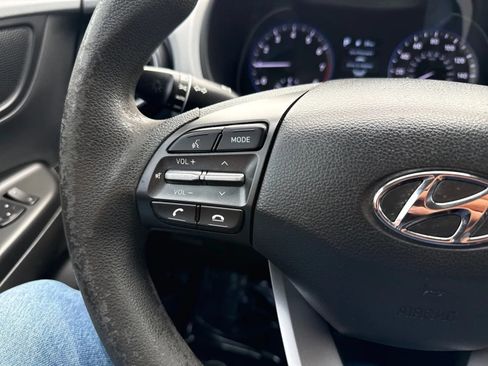 Used 2021 Hyundai Kona SE FWD image 18