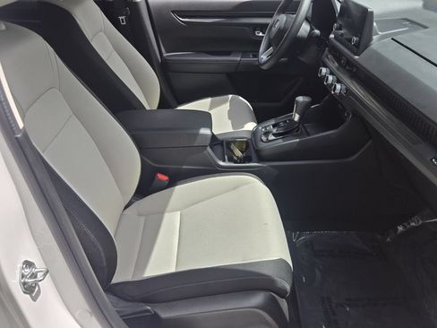 Used 2025 Honda CR-V LX image 17