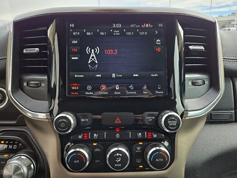 Used 2019 RAM 1500 Laramie image 35