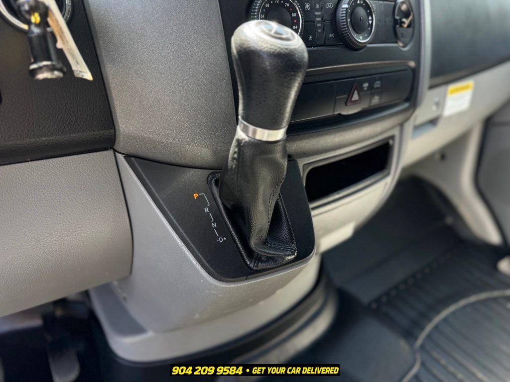 Used 2017 Mercedes-Benz Sprinter 2500 image 19