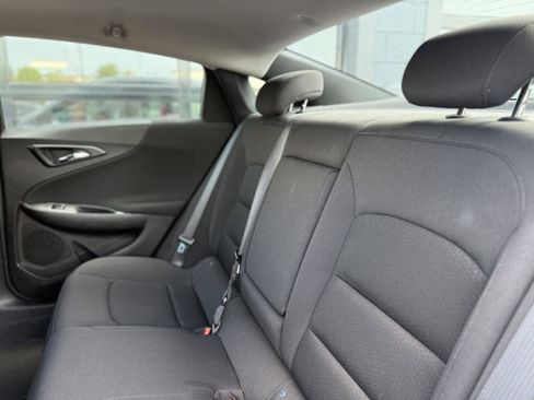 Used 2023 Chevrolet Malibu LT FWD image 7