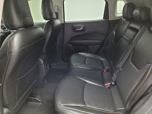 Used 2019 Jeep Compass Limited AWD/4WD image 18