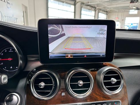 Certified 2019 Mercedes-Benz GLC 300 4MATIC image 10