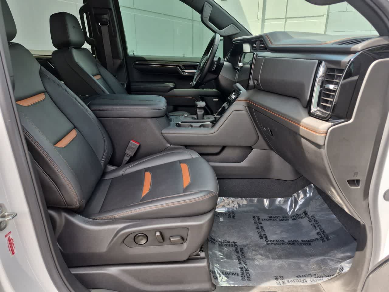 Used 2024 GMC Sierra 1500 AT4 w/ Technology Package AWD/4WD image 22