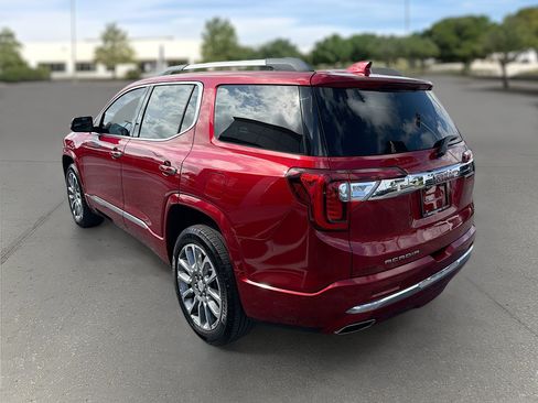 Used 2023 GMC Acadia Denali w/ Denali Ultimate Package FWD image 5