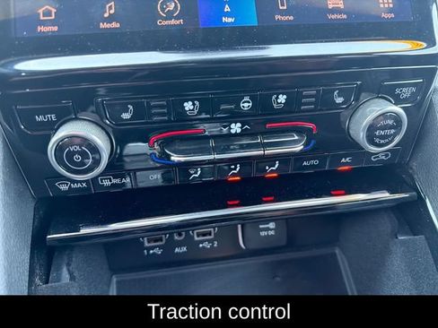 Used 2021 Jeep Grand Cherokee L Summit w/ Luxury Tech Group V AWD/4WD image 27