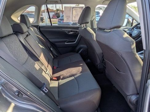 Used 2024 Toyota RAV4 XLE FWD image 7