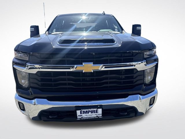 Used 2025 Chevrolet Silverado 2500 LT w/ Convenience Package AWD/4WD image 8