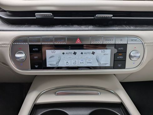 New 2026 Genesis G90 3.5T AWD/4WD image 24