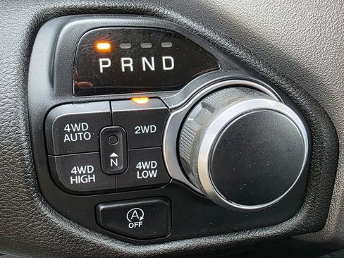 Used 2019 RAM 1500 Big Horn image 35