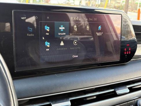 Used 2023 Hyundai Palisade Calligraphy image 11