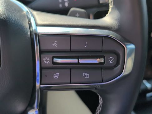 Used 2024 GMC Acadia Denali FWD image 23