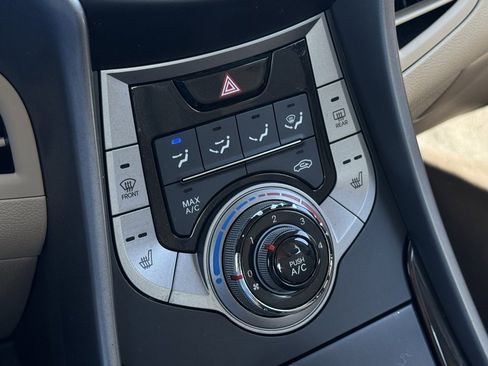 Used 2013 Hyundai Elantra GLS w/ Preferred Pkg image 28