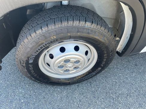 Used 2023 RAM ProMaster 2500 FWD image 10
