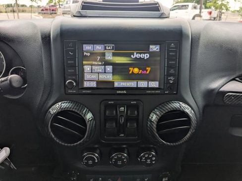 Used 2014 Jeep Wrangler Unlimited Sahara w/ Max Tow Package image 11