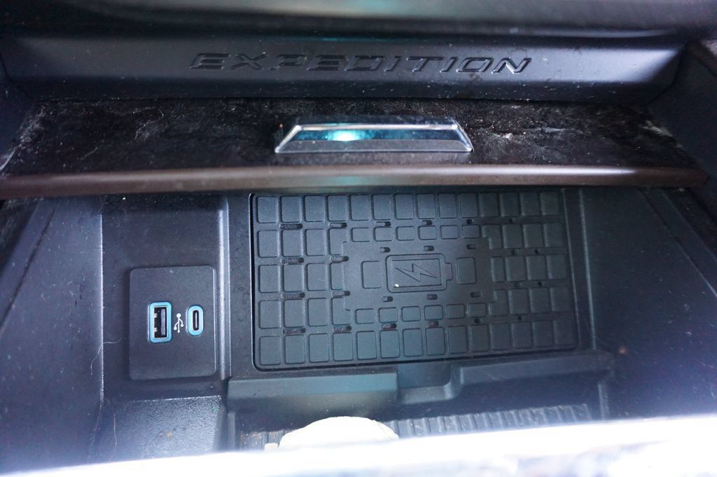 Used 2022 Ford Expedition Max King Ranch AWD/4WD image 12