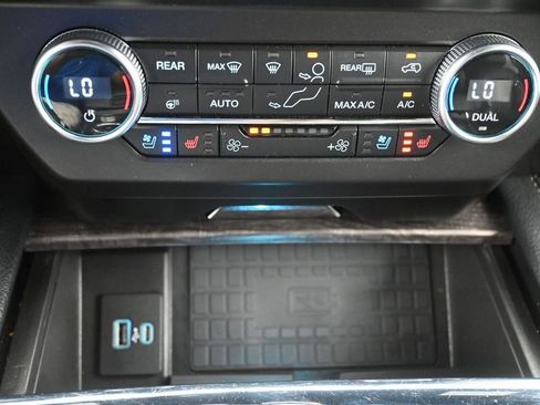 Certified 2021 Ford Expedition Limited AWD/4WD image 14
