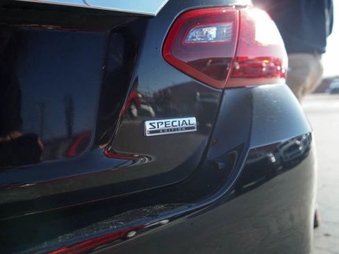 Used 2018 Nissan Altima 2.5 SR w/ SR Special Edition image 13