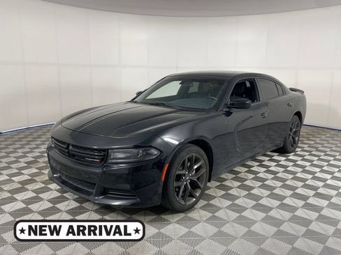 Used 2021 Dodge Charger SXT w/ Blacktop Package RWD image 1