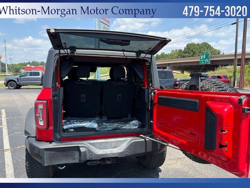 Used 2022 Ford Bronco Wildtrak image 39