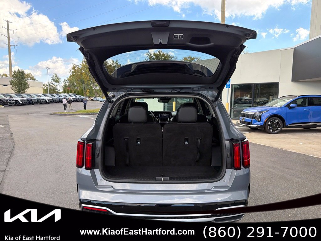 Used 2023 Kia Sorento SX AWD/4WD image 15