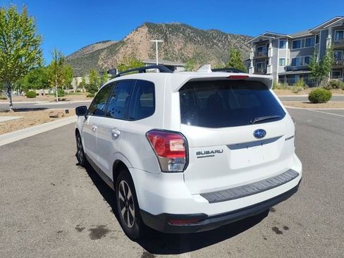 Used 2018 Subaru Forester 2.5i Premium AWD/4WD image 5