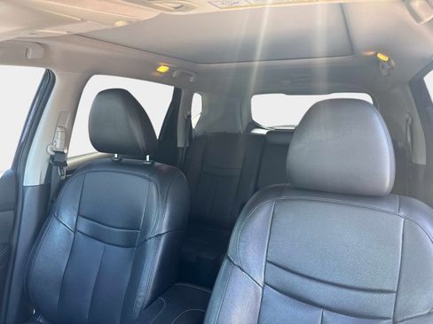 Certified 2019 Nissan Rogue SL w/ Premium Package FWD image 15